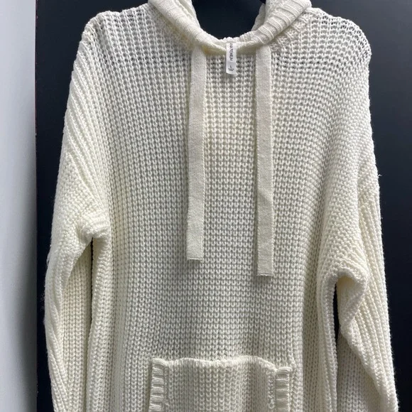Kanga Pocket open knit hoodie